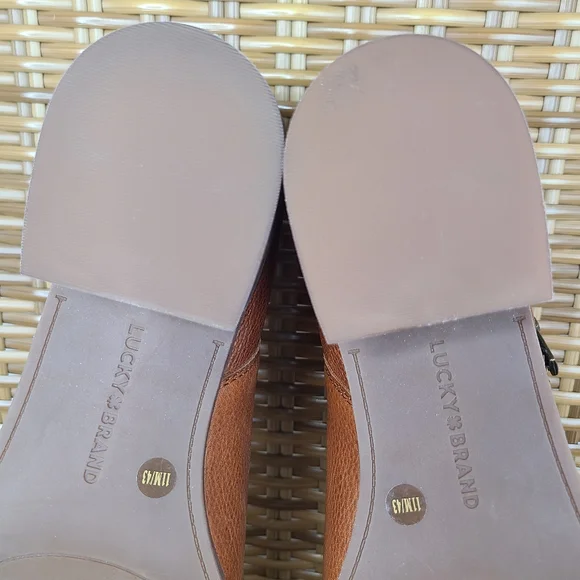 Lucky Brand Shoes Koben Booties Leather Stacked Heels Pointed Brown Size 11 - Picture 13 of 16